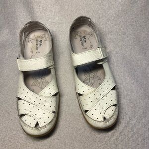 Spring Step Women's Streetwise Casual Leather Strap Sandals White Size 9,5-10